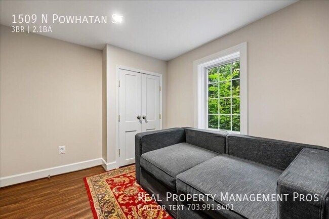 Building Photo - 1509 N Powhatan St