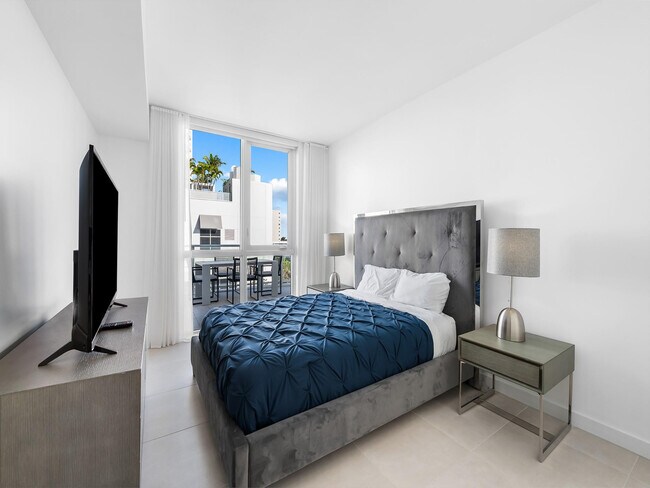 Building Photo - 401 N Birch Rd