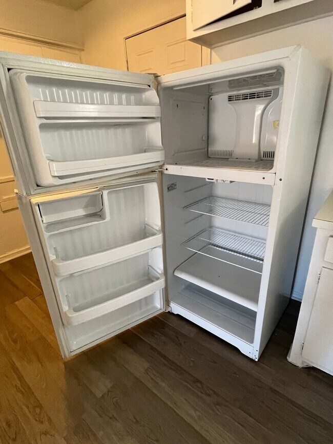 Building Photo - 1608 58th St