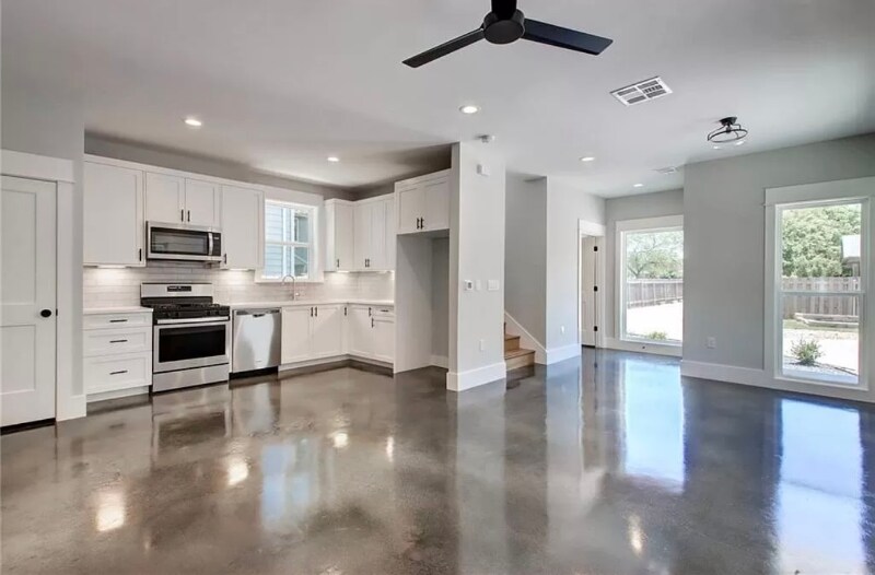 Building Photo - 902 Taulbee Ln
