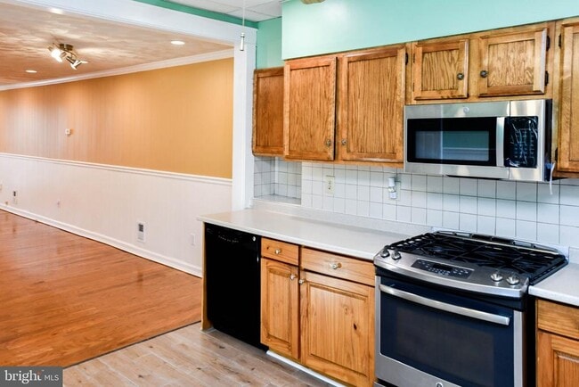 Building Photo - 2509 Christian St