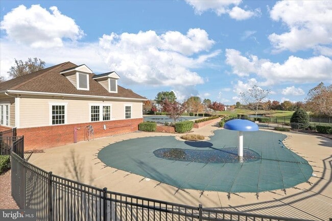 Building Photo - 15221 Londons Bridge Rd