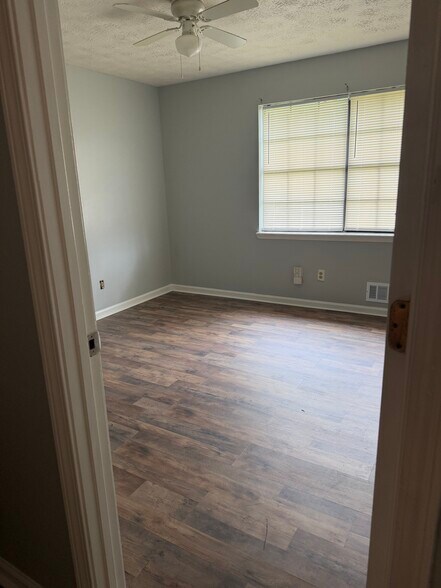 Building Photo - 4422 Blackbirch Ln