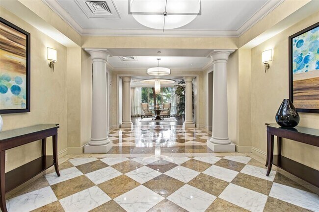 Building Photo - 331 Cleveland St