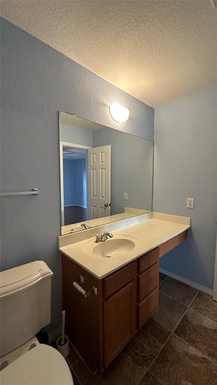 Building Photo - 13105 Lofton Cliff Dr