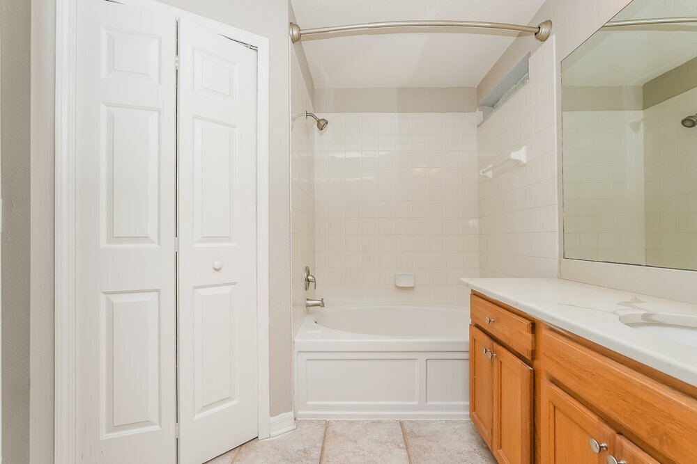 Building Photo - 7403 Oxford Garden Cir