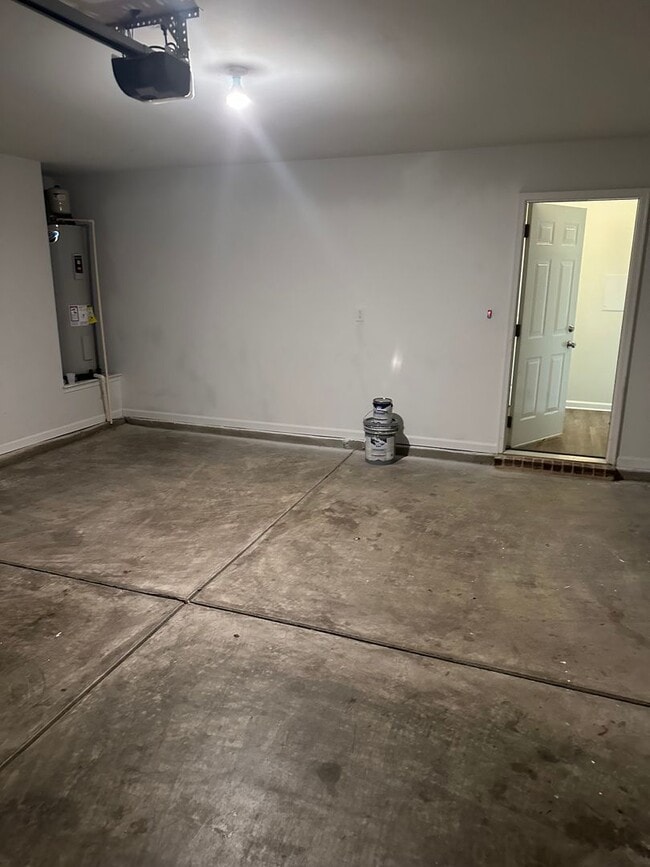 Building Photo - Owens Cross Roads/New Hope Area