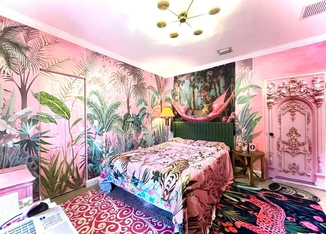 Building Photo - 1102 NW 26th St