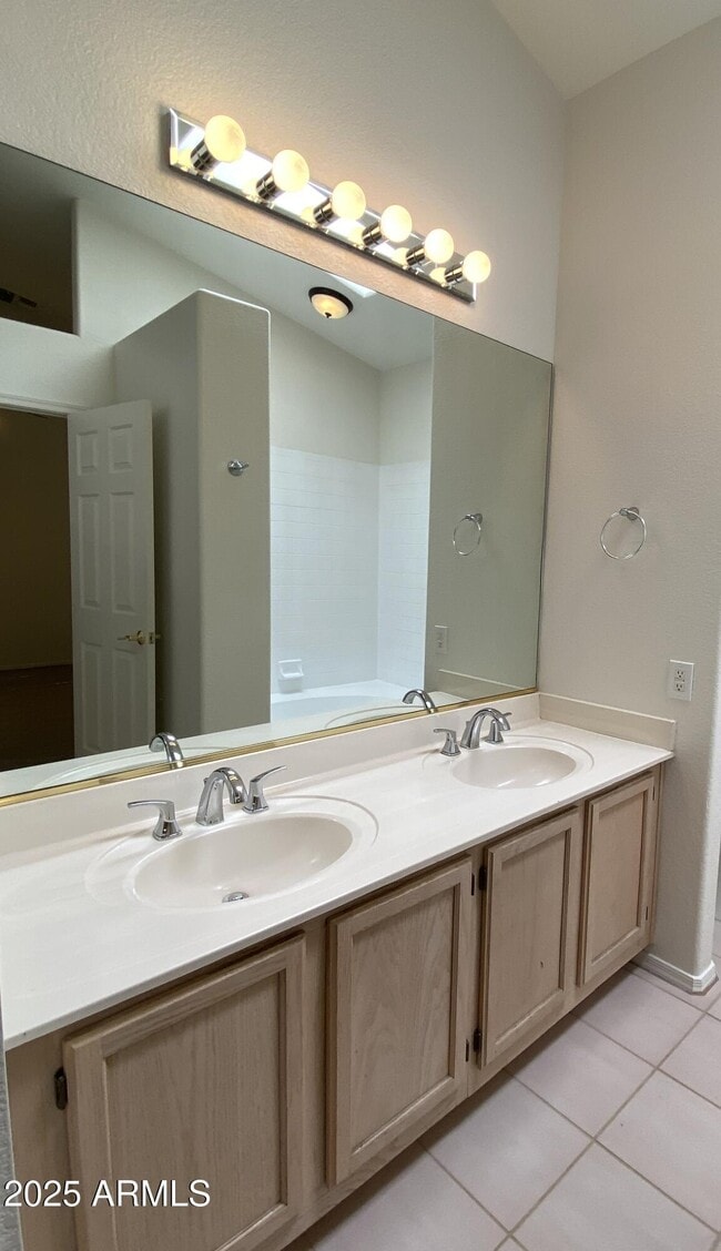 Building Photo - 11843 N 91st Way