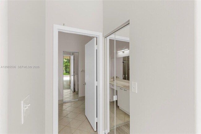 Building Photo - 363 NW 158th Ave