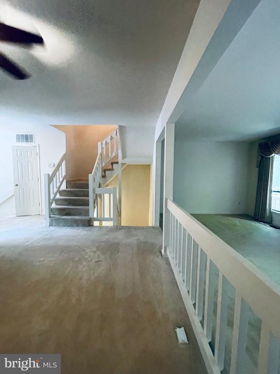 Building Photo - 6627 Westbury Oaks Ct