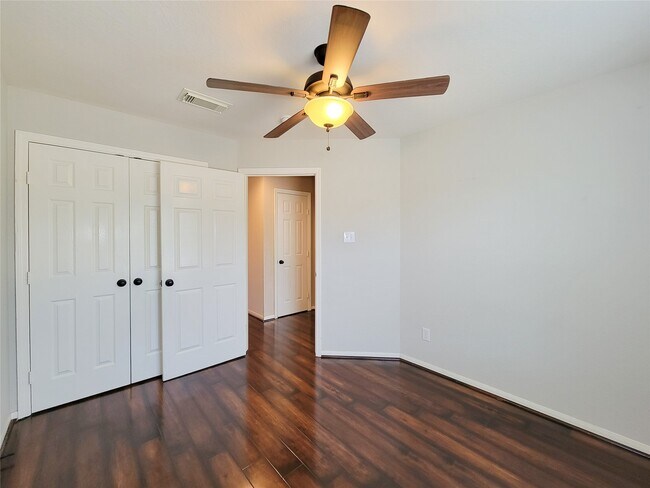 Building Photo - 2015 Grand Terrace