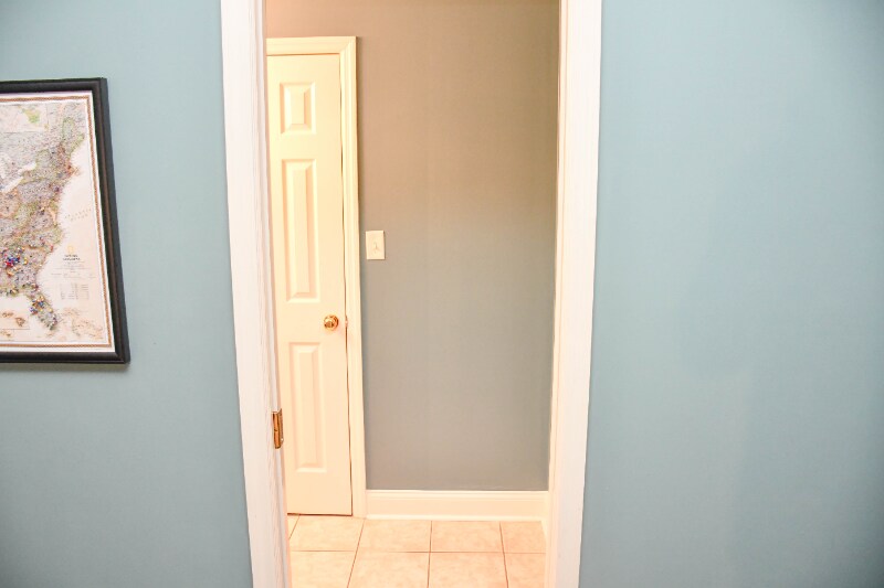 Building Photo - 2546 Bascom Dr