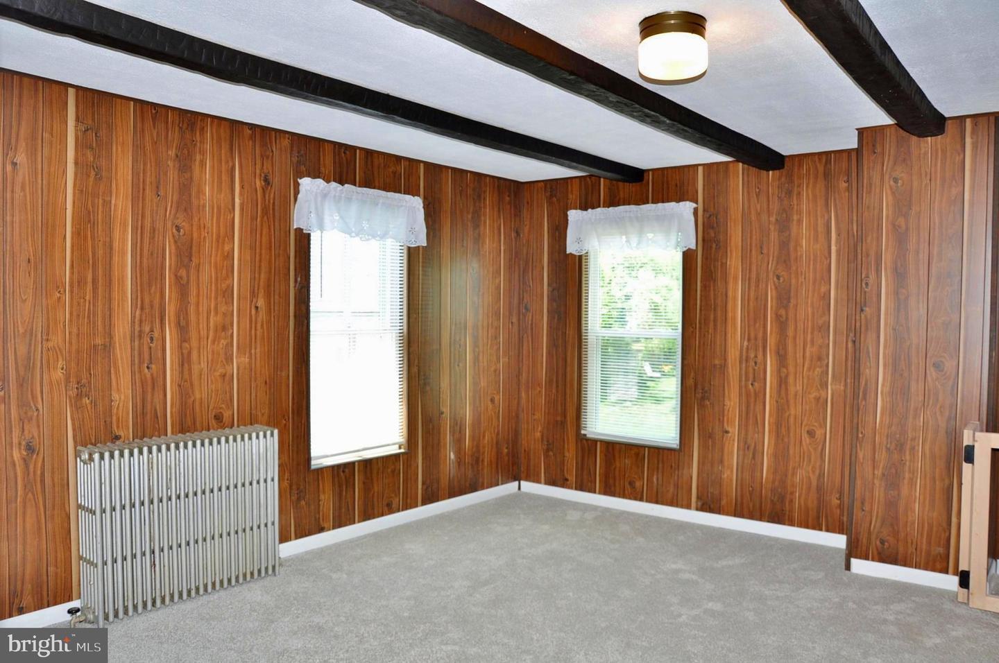 Building Photo - 33 W Forrest Ave