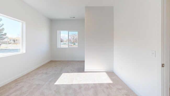 Building Photo - Modern Townhome Living in Tooele