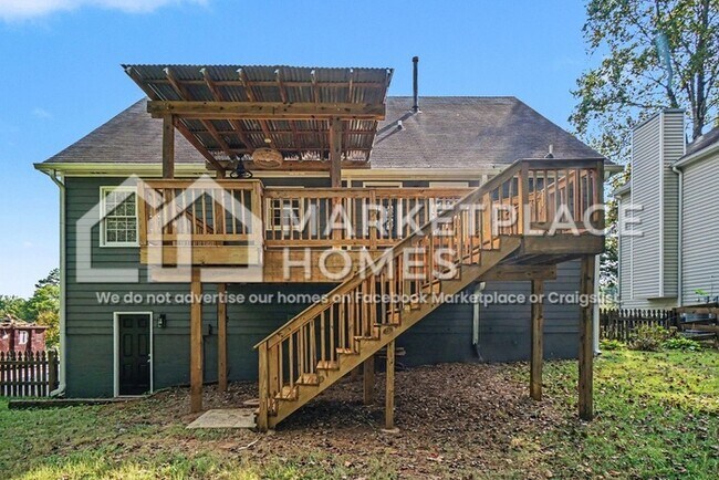 Building Photo - 4713 Shallow Ridge Rd NE