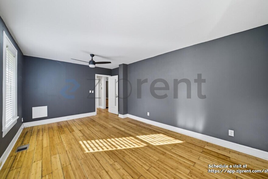 Building Photo - 888 Edgewood Ave NE