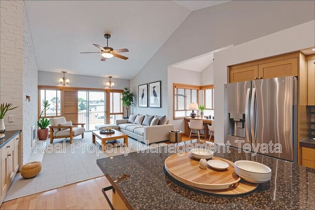 Building Photo - 5486 Salish Rd