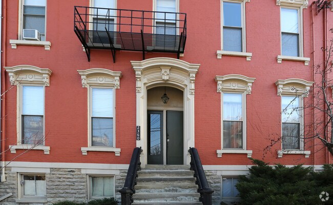 The Apartments at 2356-2362 Auburn Ave - 2356-2362 Auburn Ave