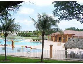 Building Photo - 4361 Dogwood Cir