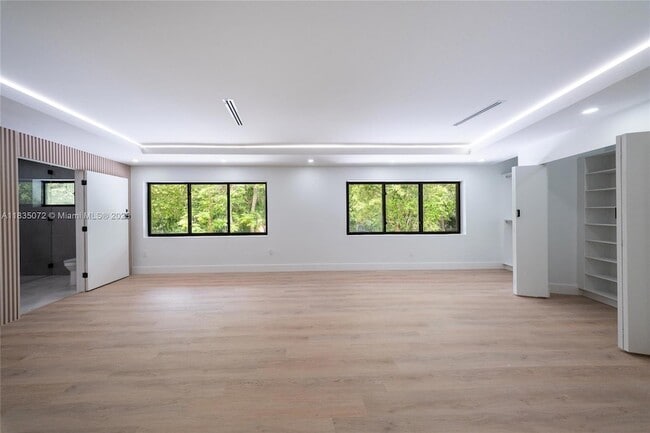 Building Photo - 6525 SW 133rd Dr
