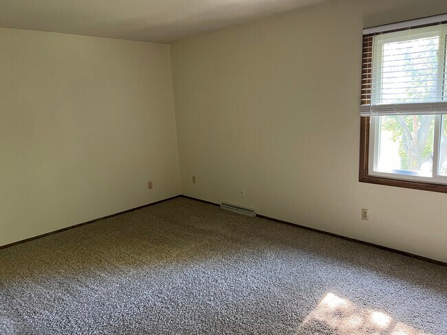 Bed Room 1 - 2nd Floor - 2015 Kilps Dr