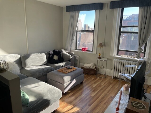 Building Photo - 224 Hanover St