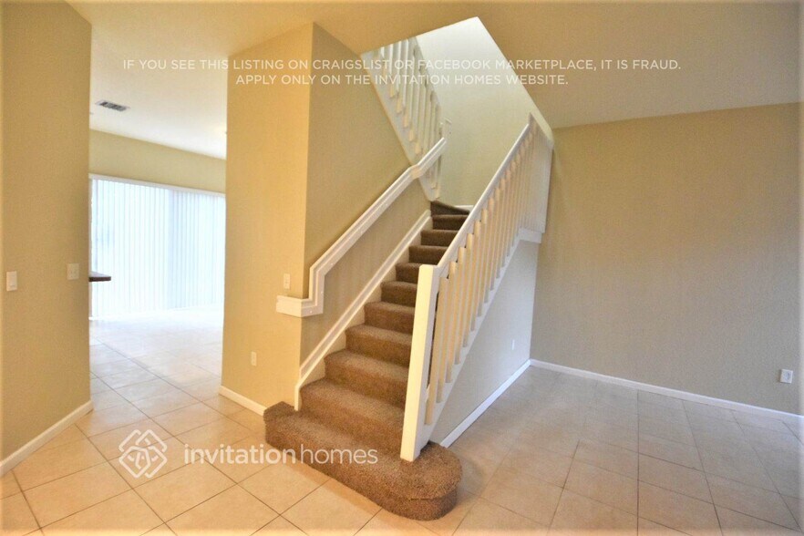 Building Photo - 20773 NE 10th Path