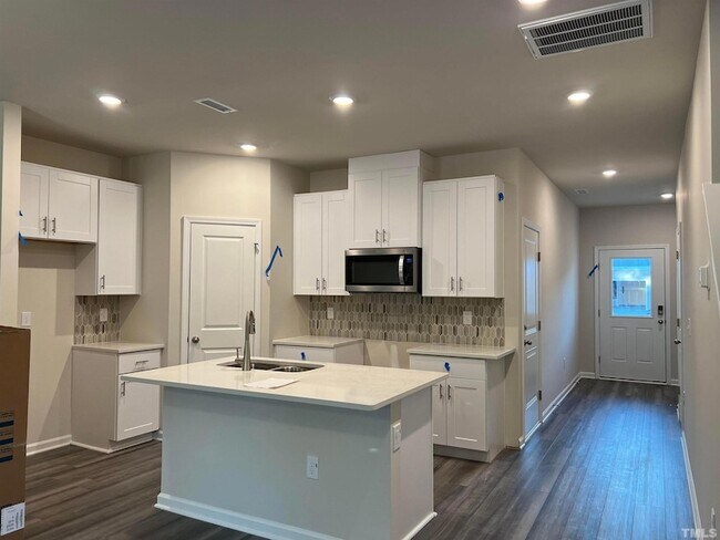 Building Photo - 926 Clearhaven Ln