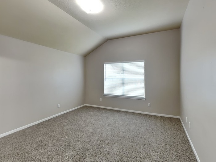 Building Photo - 19710 River Pointe Ln