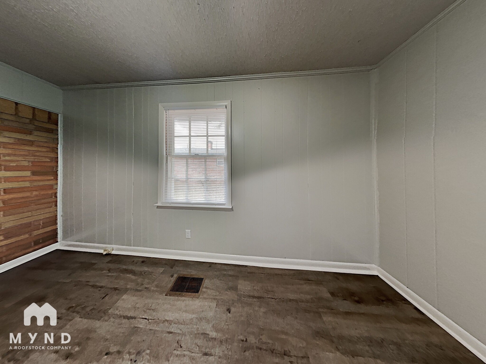 Building Photo - 1830 20th Ave