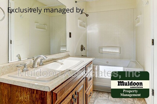 Building Photo - 11750 Columbine Hills Rd