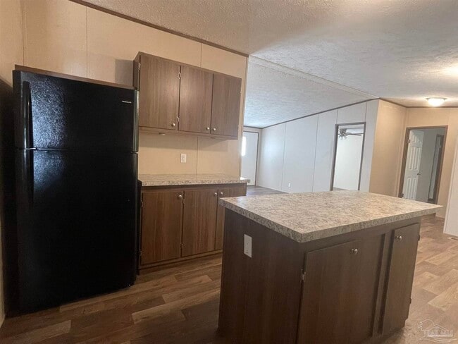Building Photo - 6460 Appaloosa Ave