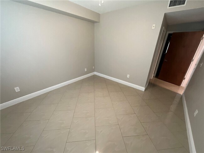 Building Photo - 8555 Bernwood Cove Loop