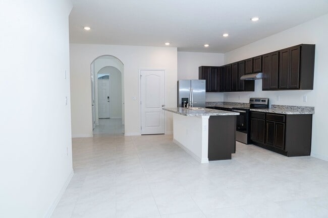 Building Photo - Nice 3/2.5 Townhouse with 1-Car Garage in Atria at Ridgewood Lakes FOR RENT !!!!