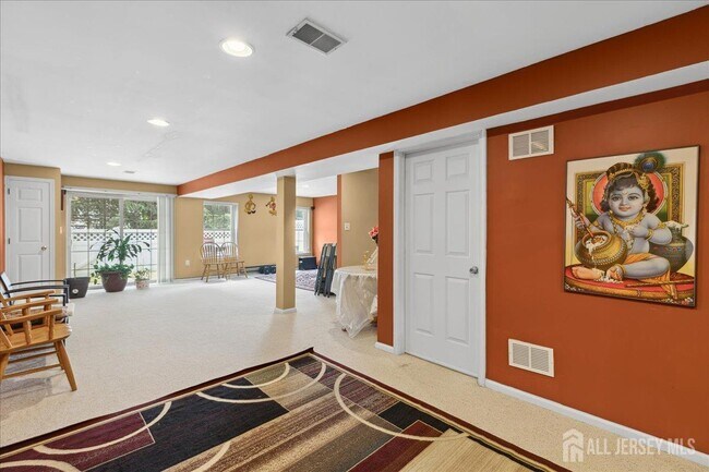 Building Photo - 302 Berkshire Dr