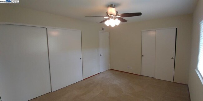 Building Photo - 2551 Twin Creeks Dr