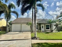 Building Photo - 7927 Bishopwood Rd