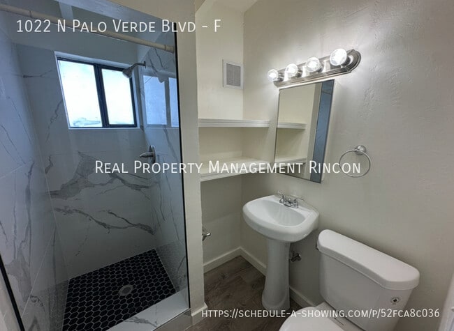 Building Photo - 1022 N Palo Verde Blvd