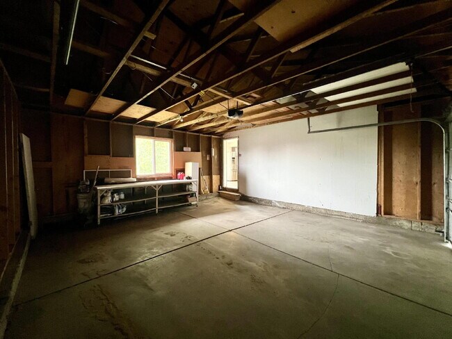 Building Photo - 13238 Alcott Cir