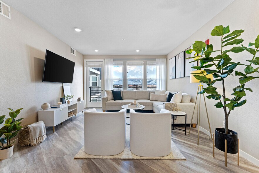 Building Photo - 375 Harbour Cove Dr
