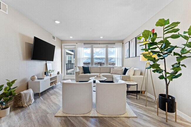 Building Photo - 375 Harbour Cove Dr