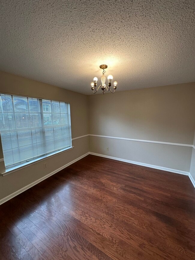 Building Photo - 443 N Highland St