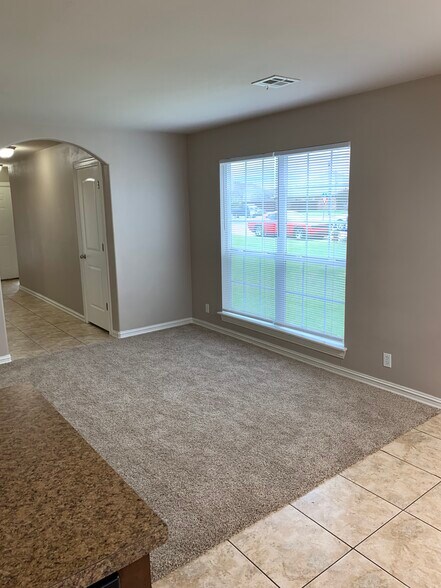 Building Photo - 3406 E Fairmont Pl