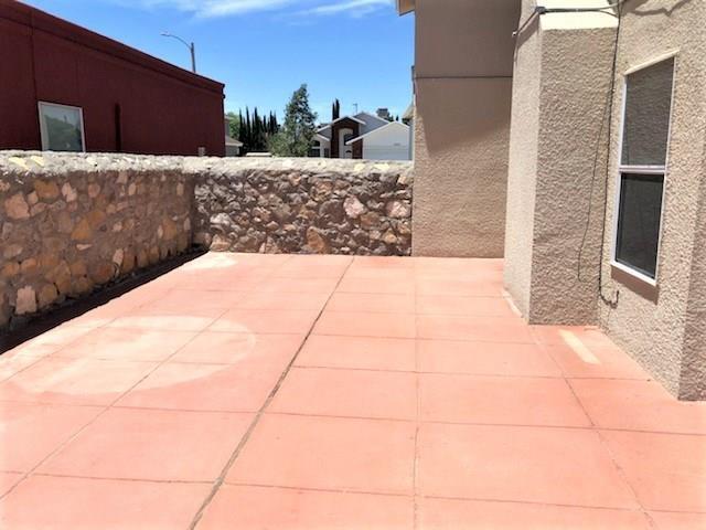 Building Photo - 3052 Tierra Humeda Dr