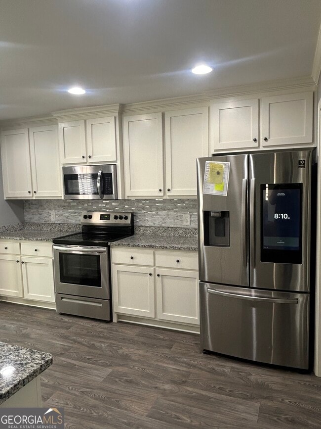 Building Photo - 149 Peak Ct.