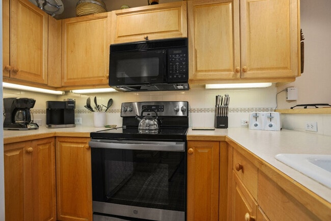 Building Photo - 2755 Waterstone Ln