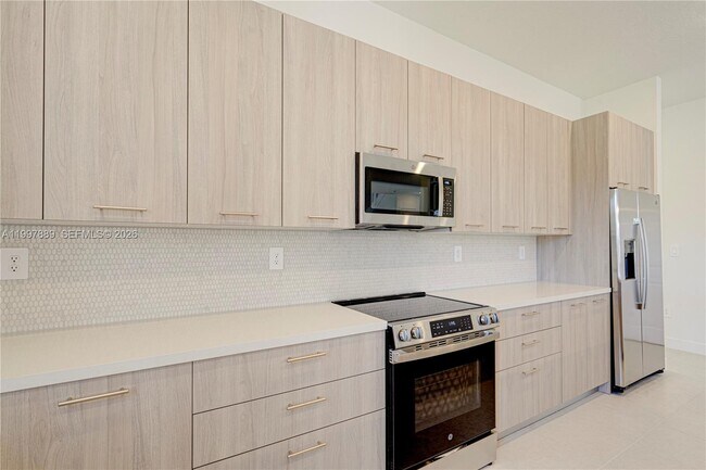 Building Photo - 4390 SW 122nd Terrace