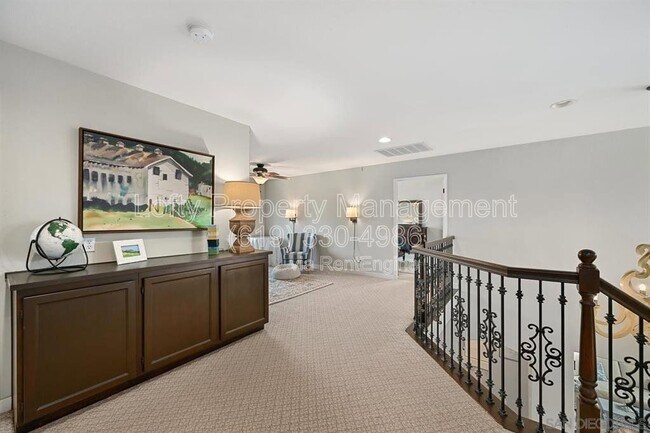 Building Photo - 3231 Canyon View Dr