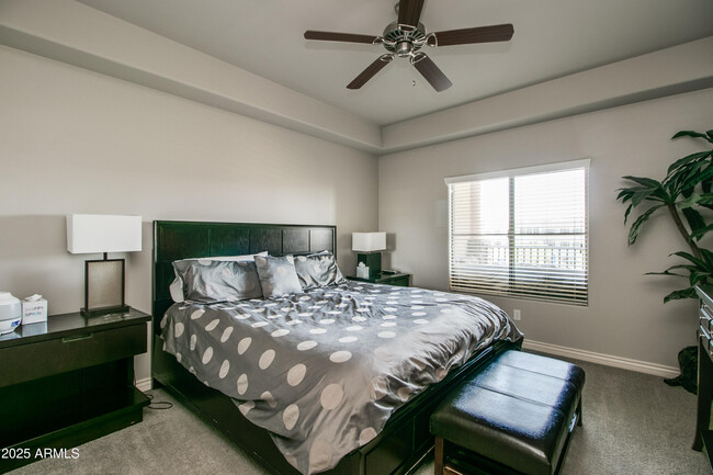 Building Photo - 5350 E Deer Valley Dr